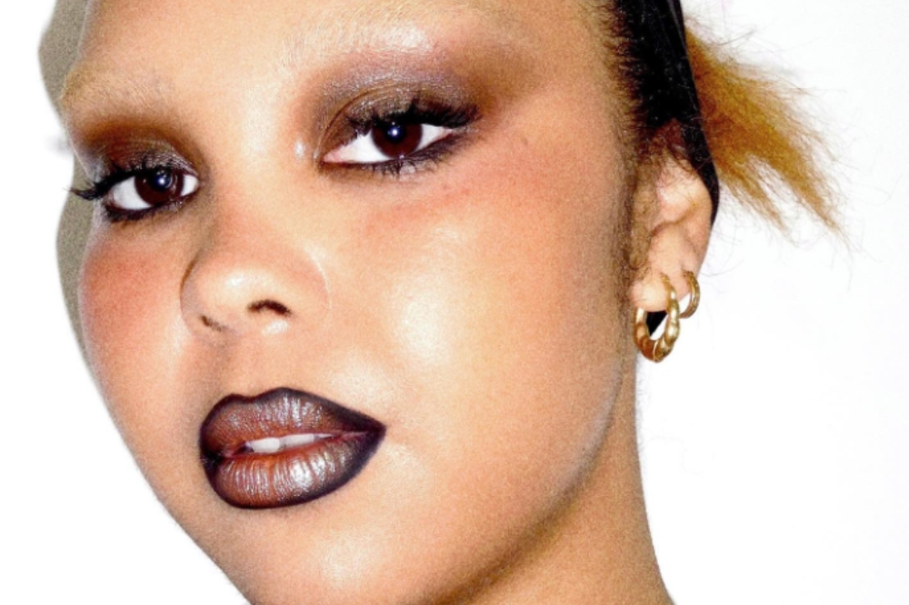 Técnica de Contorno: Definição e Preenchimento para um Visual Sofisticado - inspiração 2