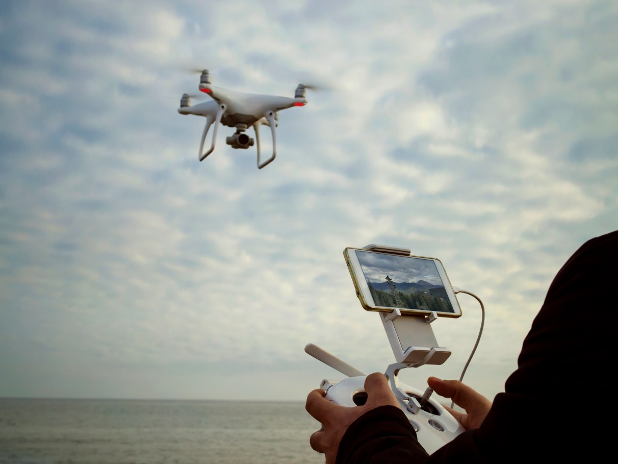 Compartilhando o Céu: Interação com Aeronaves Tripuladas e Outros Drones - inspiração 2