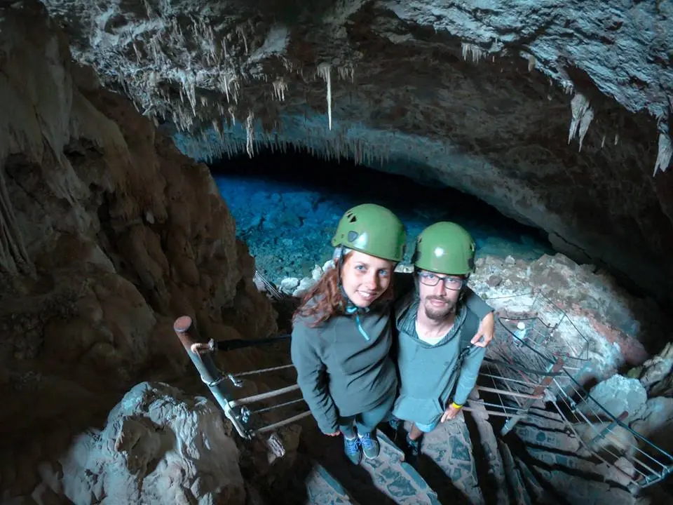 O Lago Azul: A Cor Que Hipnotiza e Seus Mistérios - inspiração 2