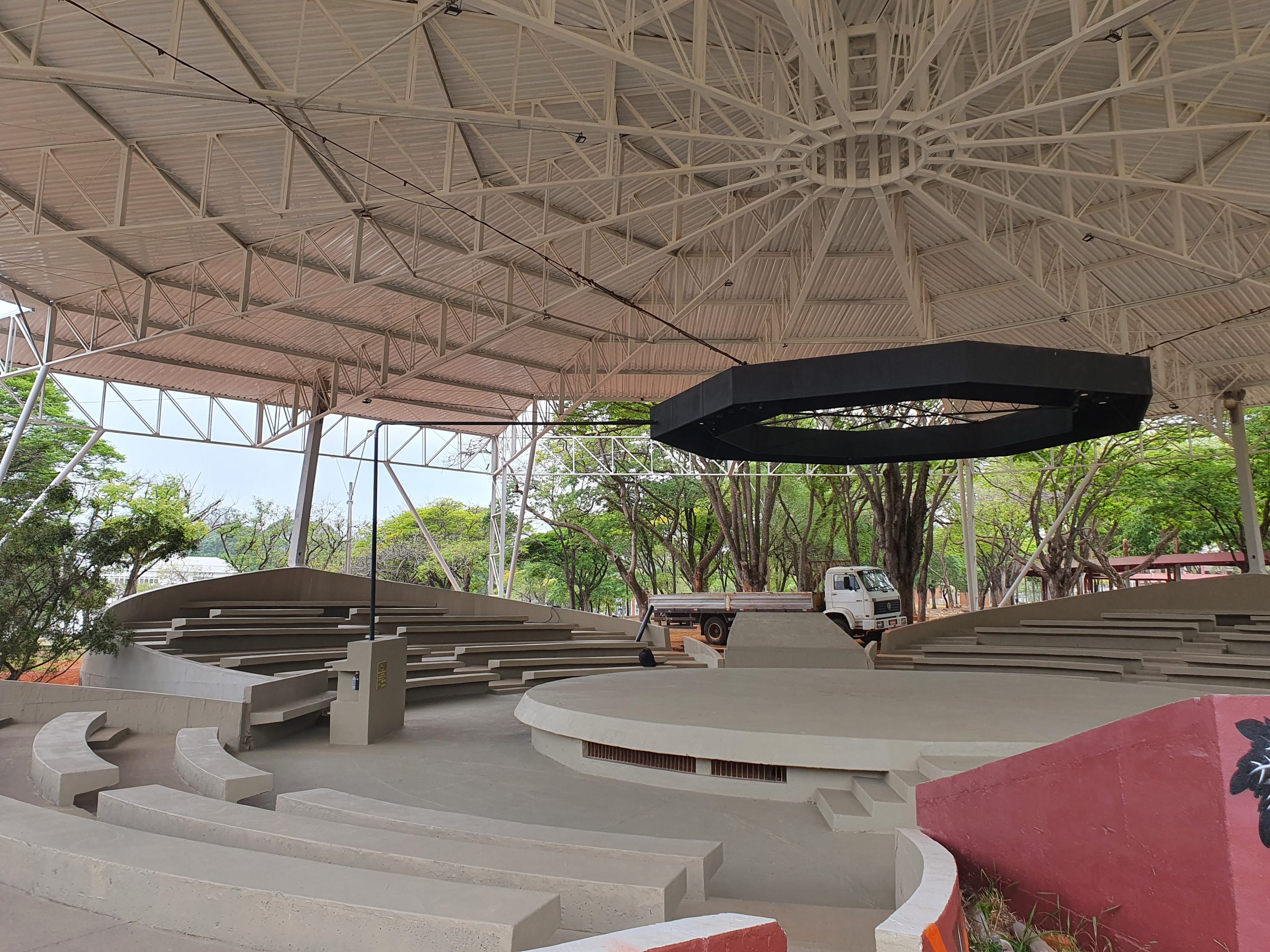 Teatro de Arena no Brasil: Casos e Reconhecimento - inspiração 1