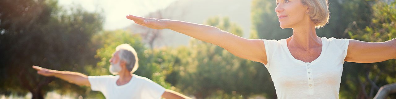 5 ideias de títulos:
1. Yoga ao Ar Livre: Conecte-se com a Natureza e Consigo Mesmo
2. Os 7 Benefícios Incríveis de Praticar Yoga ao Ar Livre
3. Guia Completo: Como Começar a Praticar Yoga em Parques e Praias
4. Yoga ao Ar Livre: Reduza o Estresse e Aumente sua Vitalidade
5. Desafios e Recompensas: A Experiência Única do Yoga na Natureza