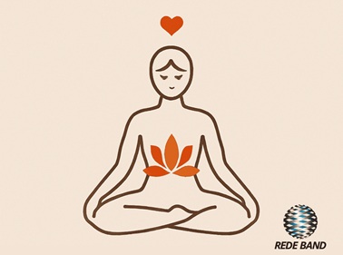 Como o Kundalini Yoga Pode Transformar Sua Rotina de Meditação