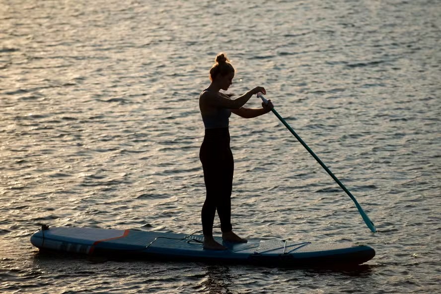 beneficios do stand up paddle