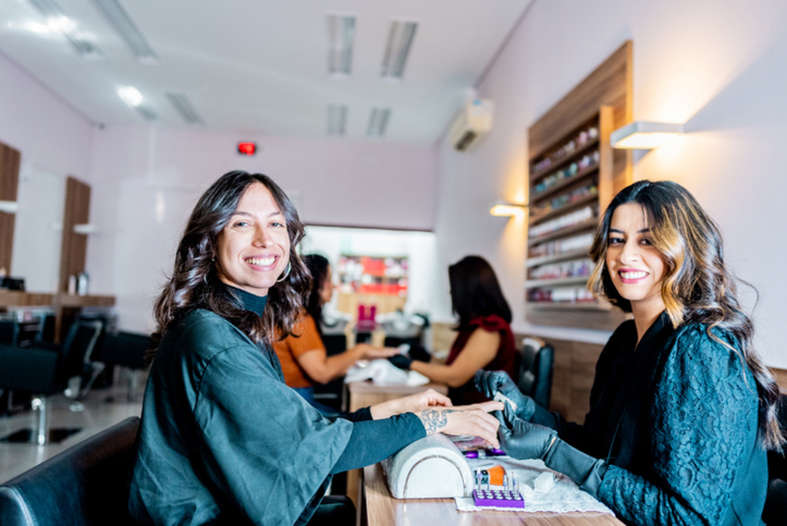 bio de manicure simples vs completa