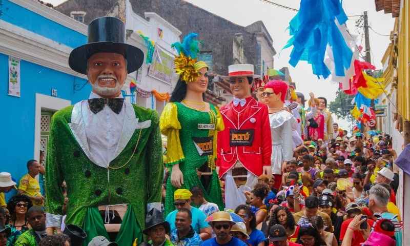 Bonecos gigantes Carnaval Pernambuco