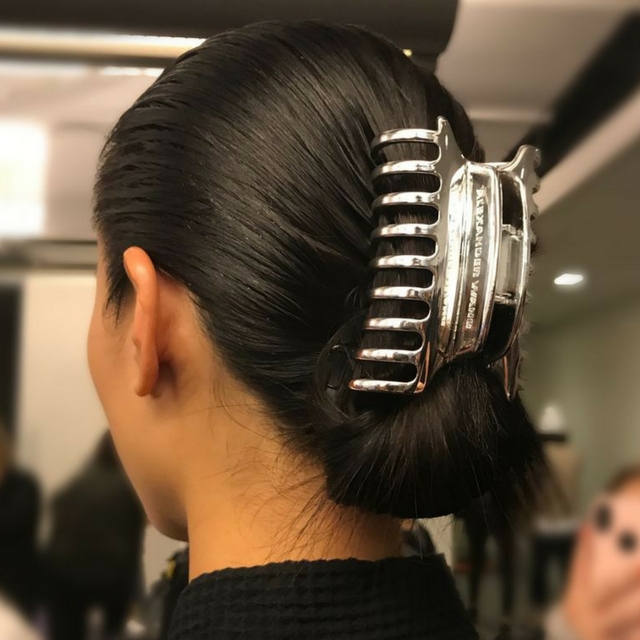 quanto custa piranha de cabelo estilo Y2K