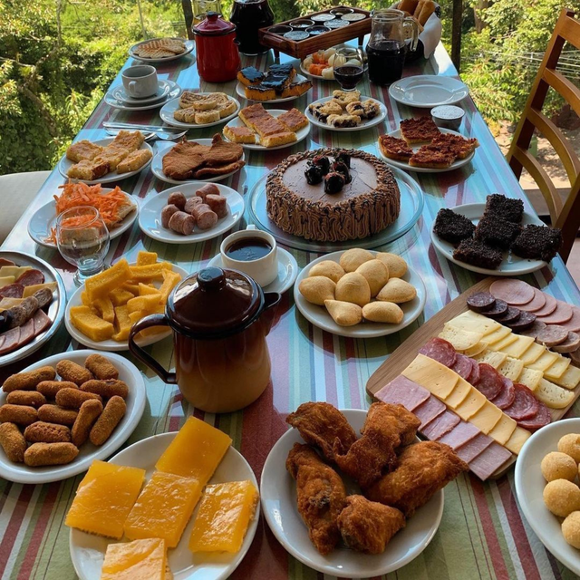 Os Melhores Cafés Coloniais em Santa Catarina: Tradição Alemã