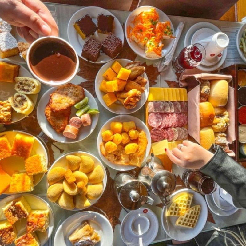 O que Servir em um Café Colonial Caseiro: Receitas e Dicas