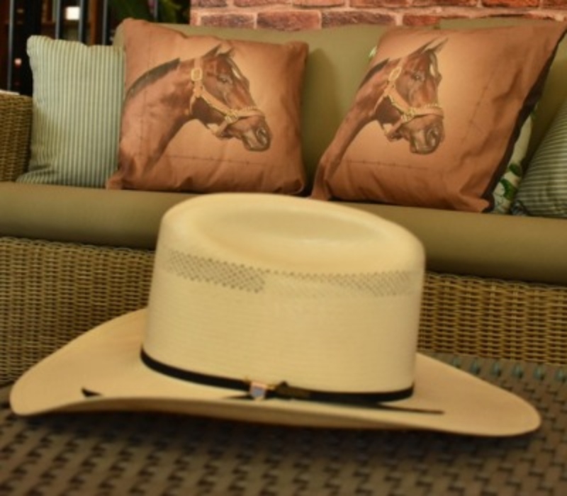 Como armazenar seu chapéu corretamente e evitar deformações