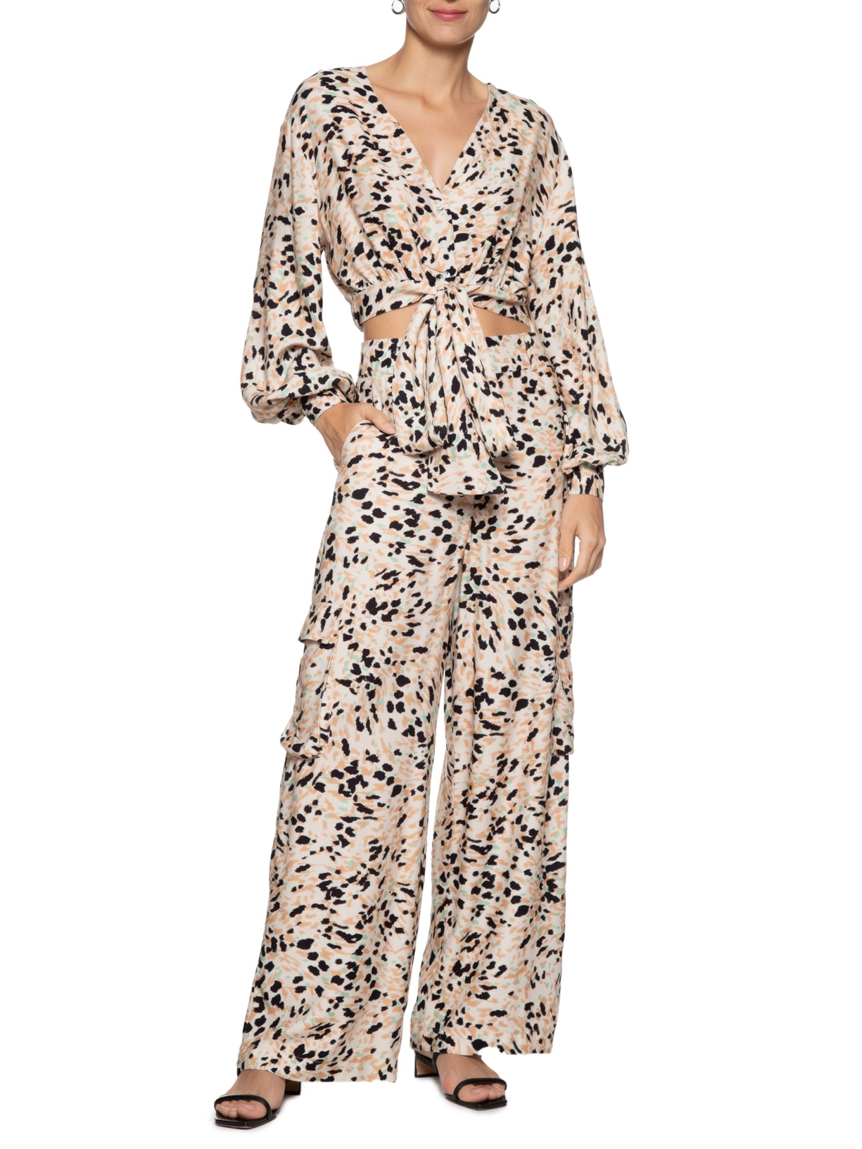 O que fazer com manchas em roupas de viscose