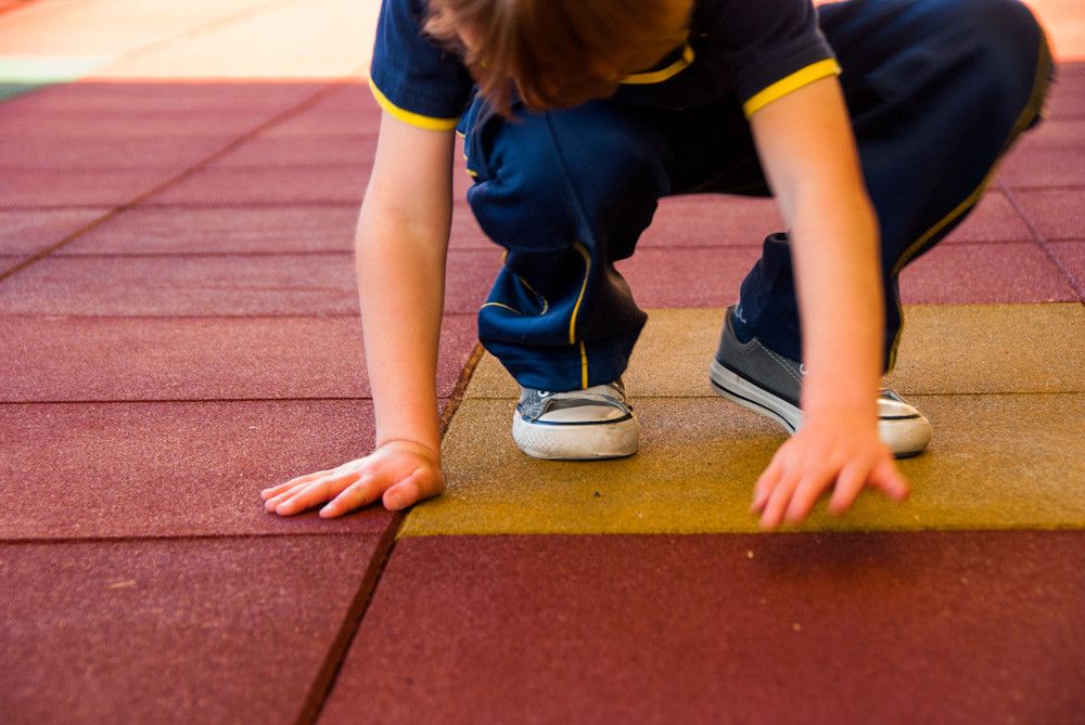 melhores produtos para limpar tapete de borracha automotivo