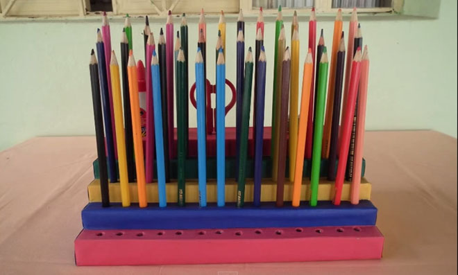 Como usar massa de EVA para criar objetos