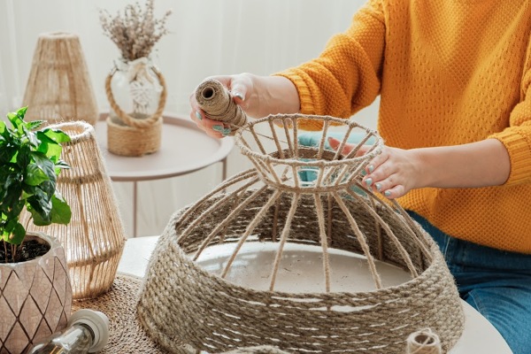 10 Projetos Criativos com Lâmpadas Queimadas Além do Vaso