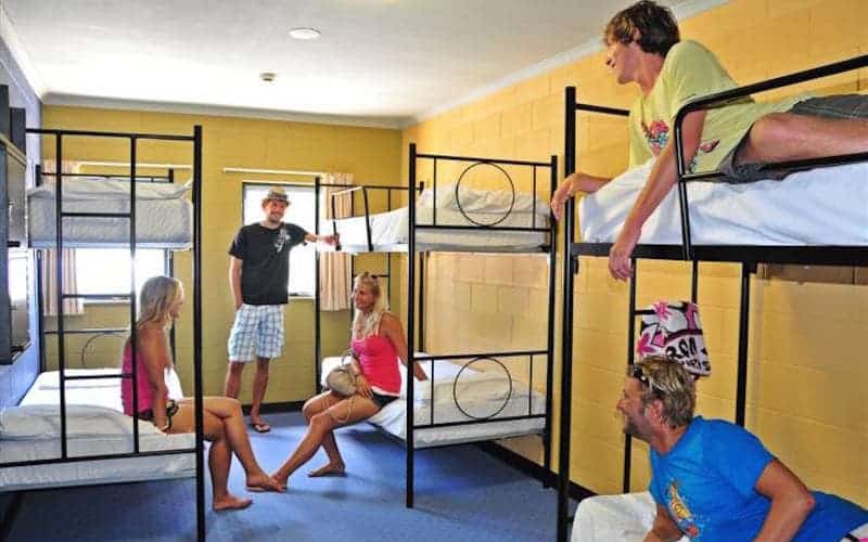 melhores hostels com quarto compartilhado