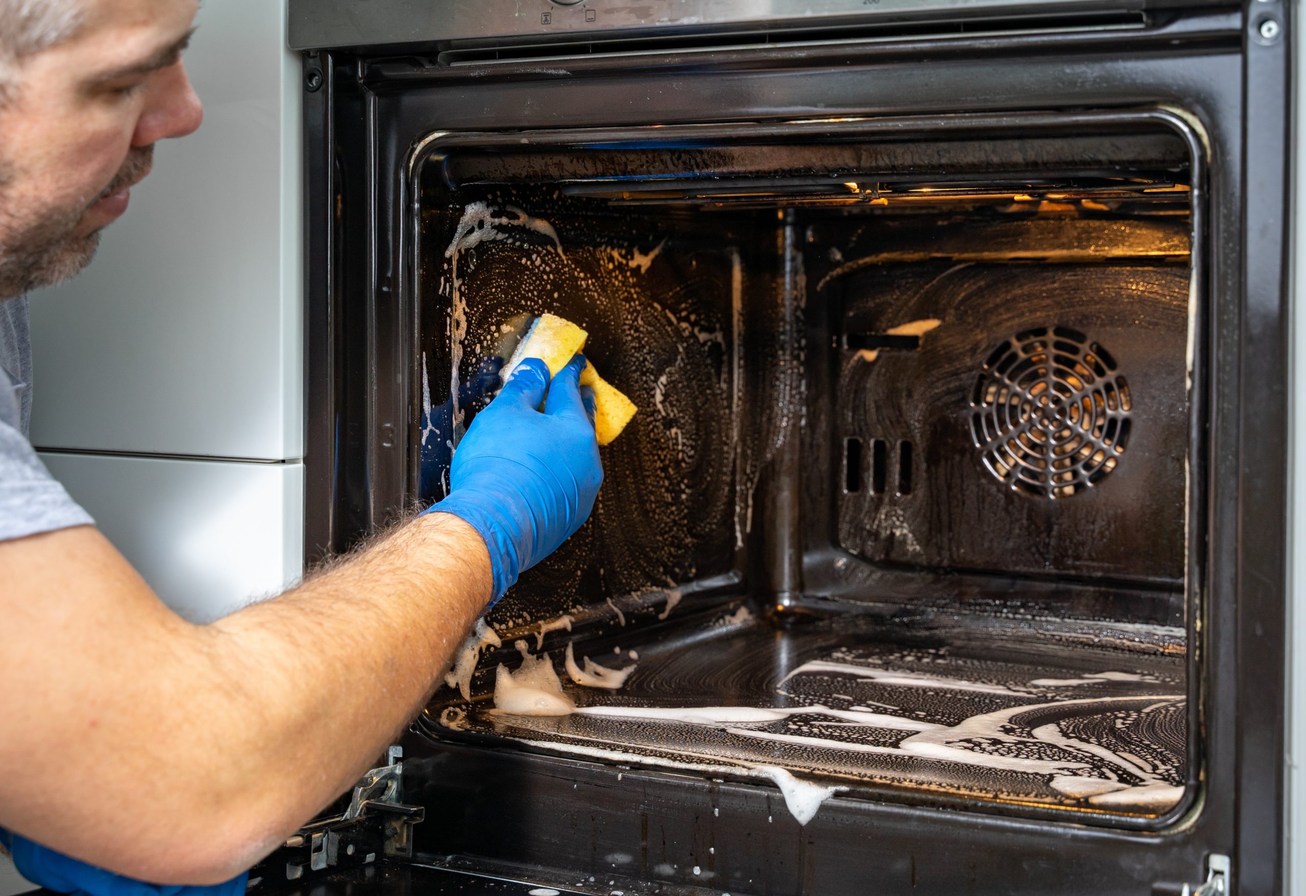 Melhores produtos para limpar forno elétrico: Guia completo