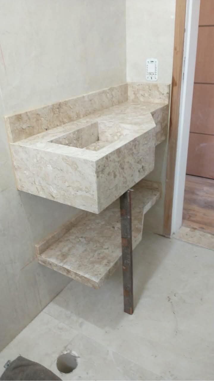 erros comuns ao limpar pia de mármore que causam manchas