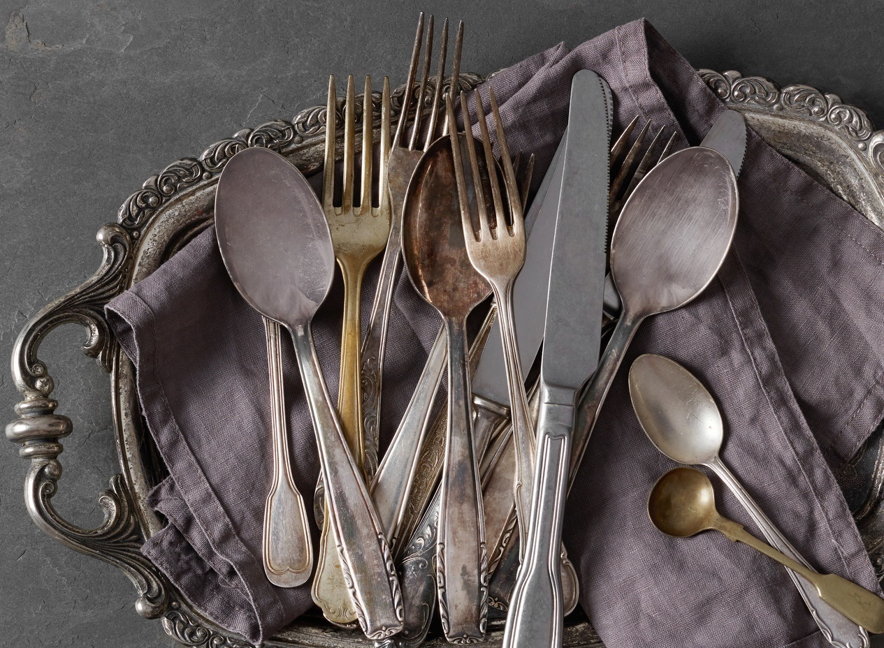 Produtos Específicos para Limpar Prata: Qual Escolher?