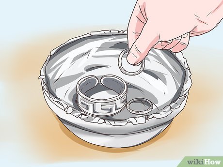 Pasta de Dente na Prata: Mitos e Verdades sobre a Limpeza