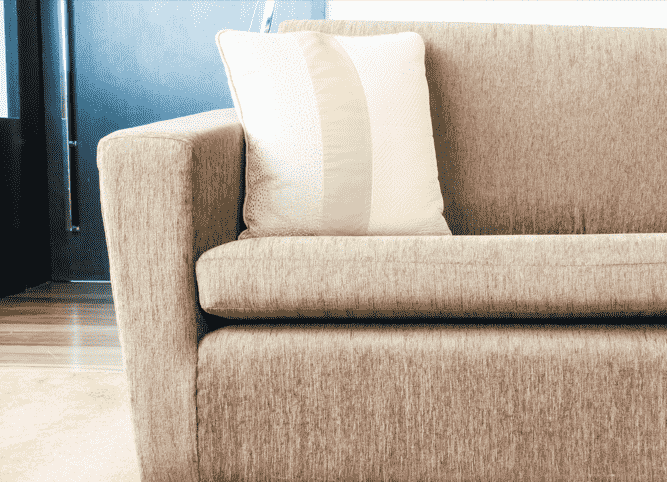 como limpar sofá de linho