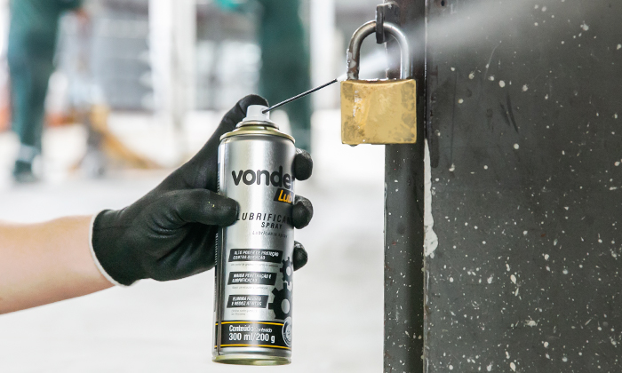 como lubrificar cadeado emperrado