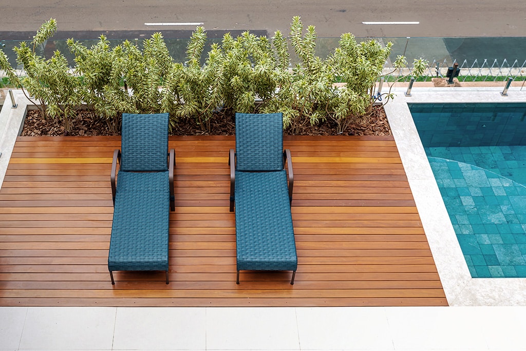 como organizar a área da piscina