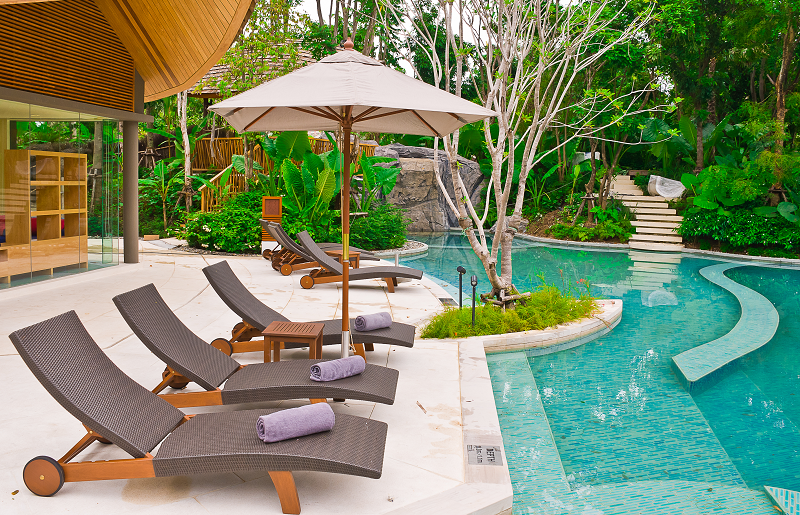 como organizar a área da piscina