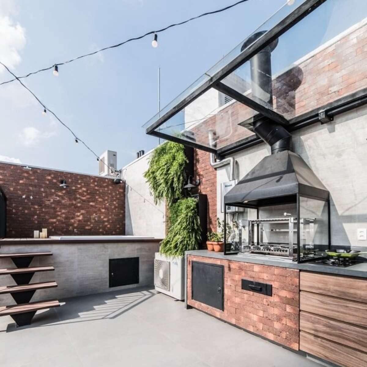 Dicas Essenciais para Organizar Utensílios de Churrasco em Ambientes Pequenos