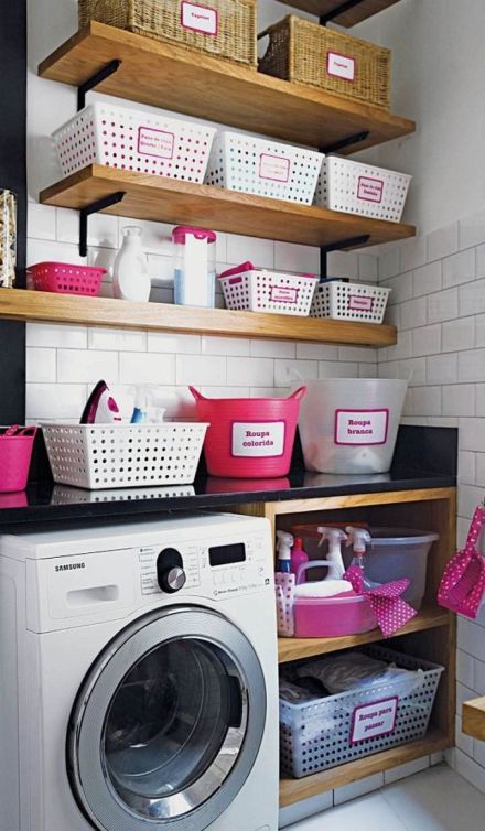 Dicas de DIY: Prateleiras e nichos para organizar sua lavanderia com baixo custo