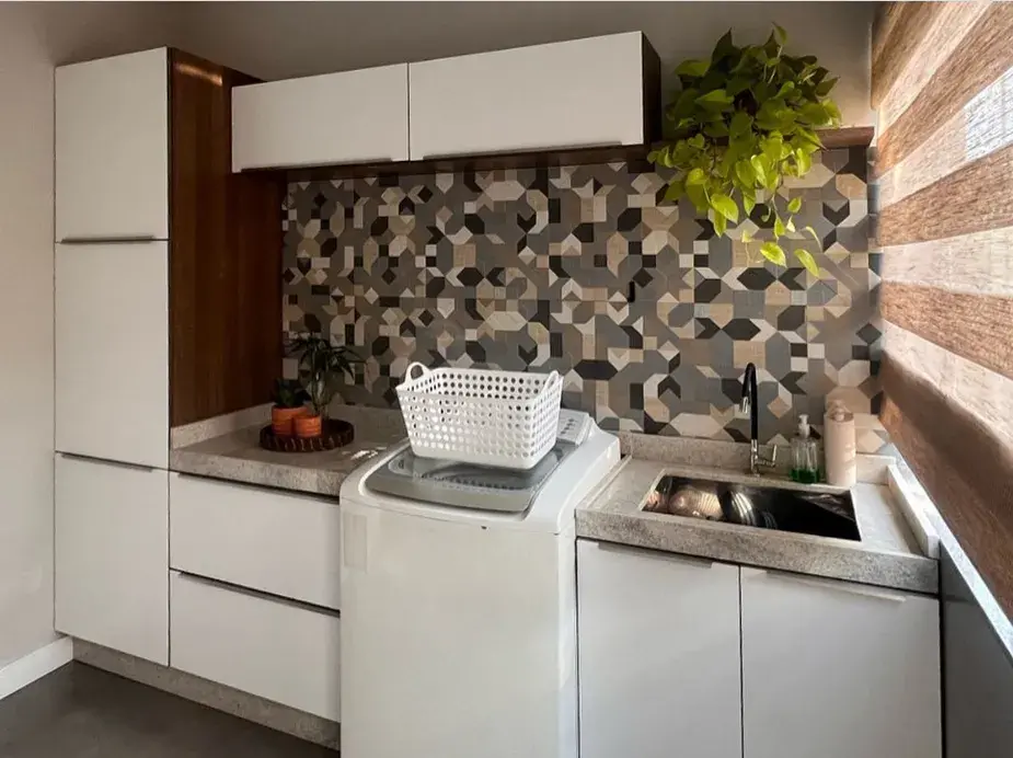 como organizar a área de serviço com nichos