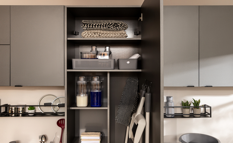 Nichos embutidos vs. externos: qual a melhor opção para sua área de serviço?