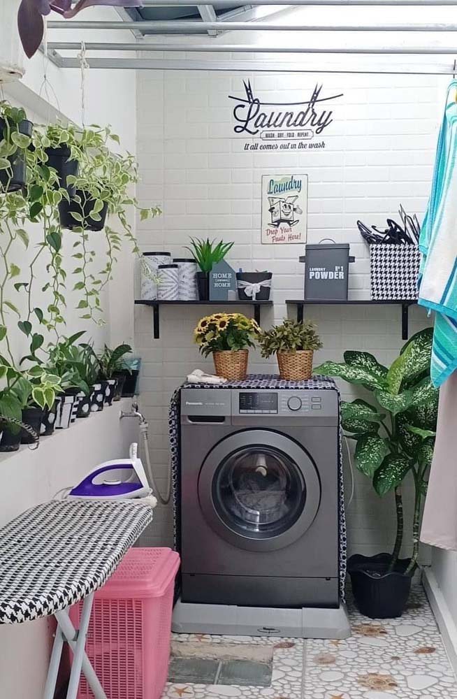 Soluções Criativas para Áreas de Serviço Pequenas e Expostas