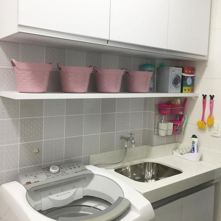 Soluções Criativas para Áreas de Serviço Pequenas e Expostas