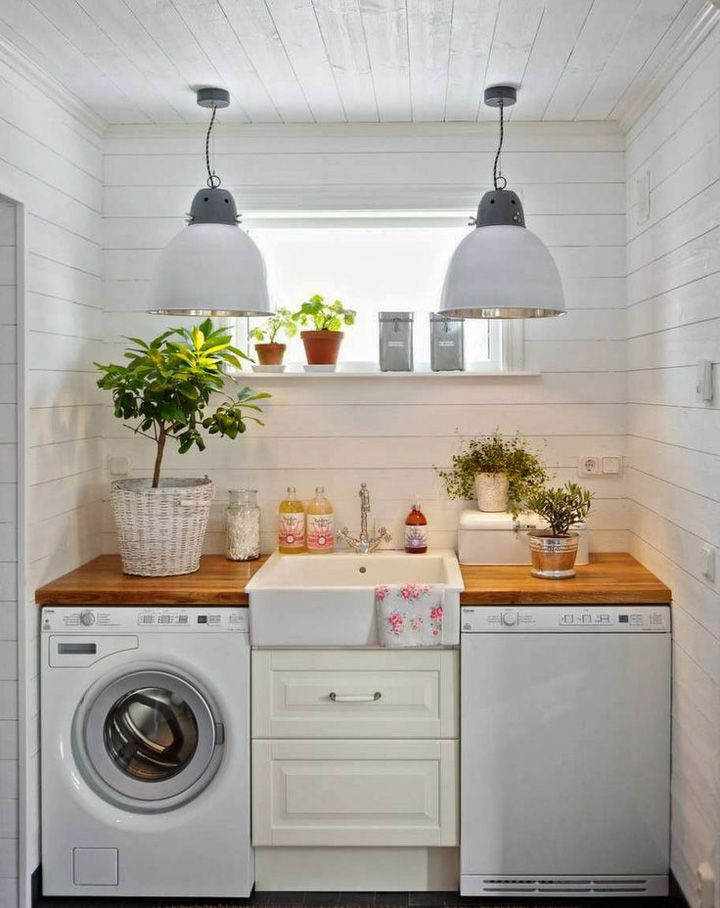 5 ideias de títulos:
1. Transforme sua Área de Serviço: Guia Completo de Organização.
2. Lavanderia dos Sonhos: Dicas de Ouro para um Espaço Funcional.
3. O Poder dos 15 Minutos: Mantenha sua Área de Serviço Sempre em Ordem.
4. Soluções Inteligentes: Móveis e Organizadores para sua Lavanderia.
5. Do Caos à Ordem: Passo a Passo para Organizar sua Área de Serviço.