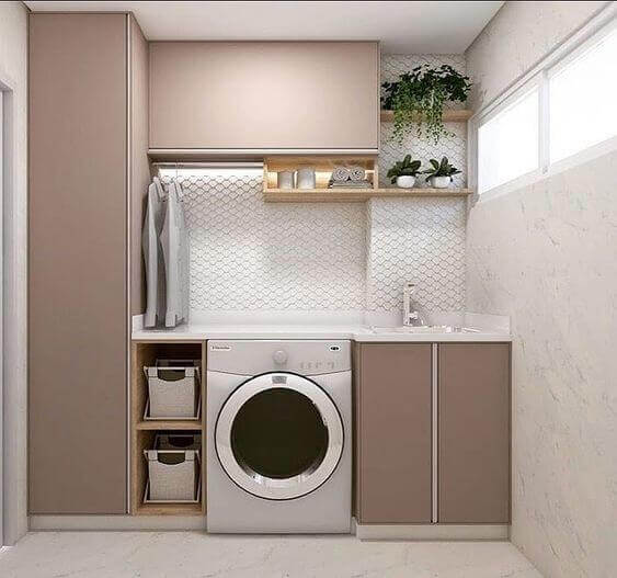 5 ideias de títulos:
1. Transforme sua Área de Serviço: Guia Completo de Organização.
2. Lavanderia dos Sonhos: Dicas de Ouro para um Espaço Funcional.
3. O Poder dos 15 Minutos: Mantenha sua Área de Serviço Sempre em Ordem.
4. Soluções Inteligentes: Móveis e Organizadores para sua Lavanderia.
5. Do Caos à Ordem: Passo a Passo para Organizar sua Área de Serviço.