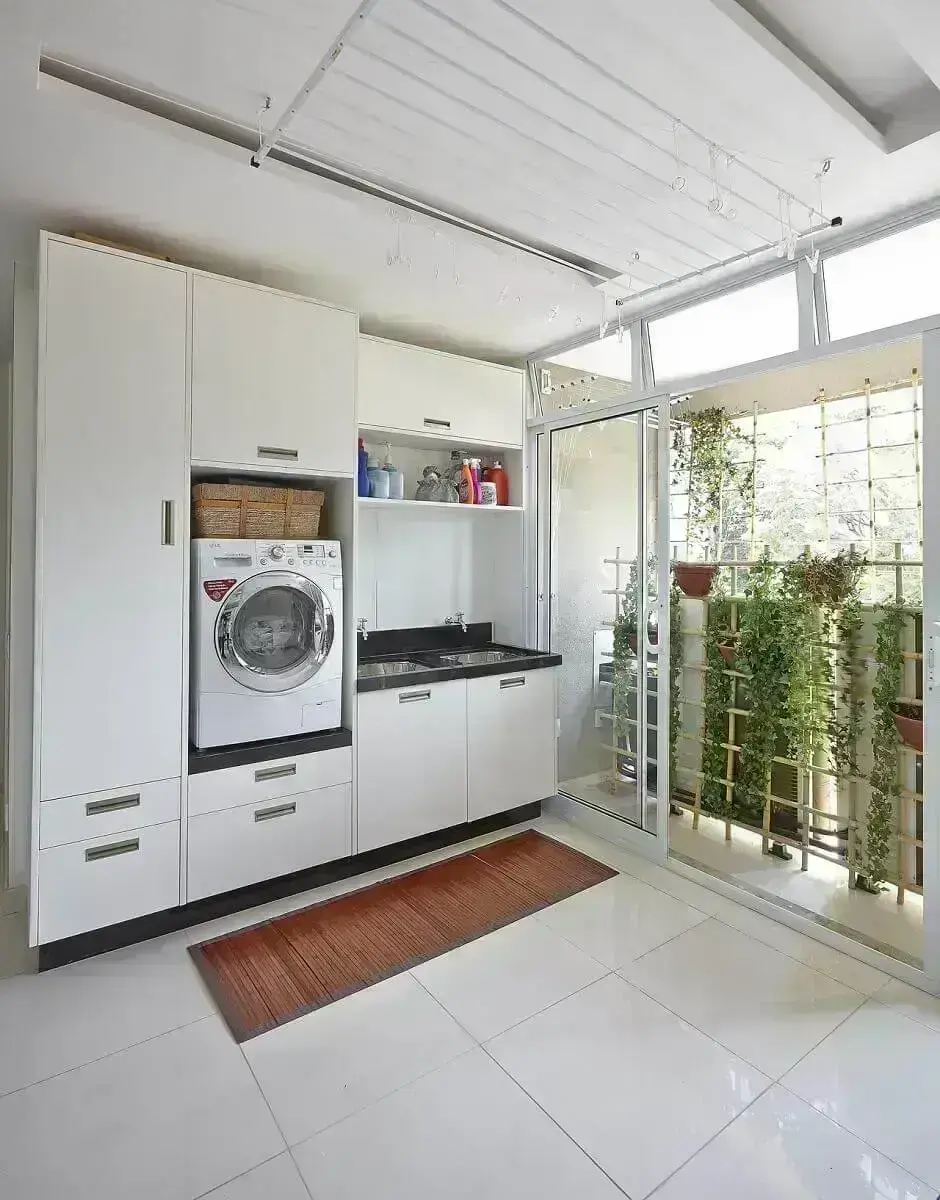 como organizar a área de serviço grande