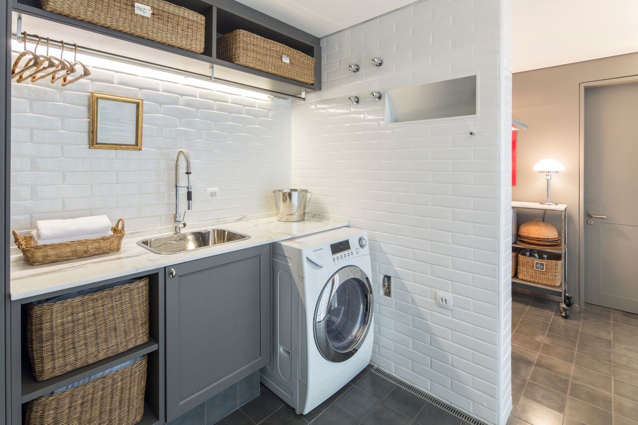 como organizar a área de serviço grande