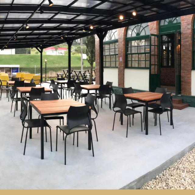 Como Escolher os Melhores Móveis para Sua Área Externa Durarem Mais