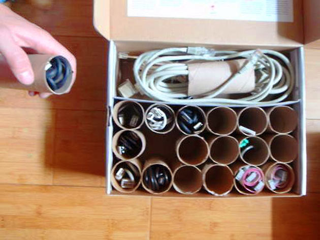 Os Melhores Organizadores de Cabos para um Setup Gamer Impecável