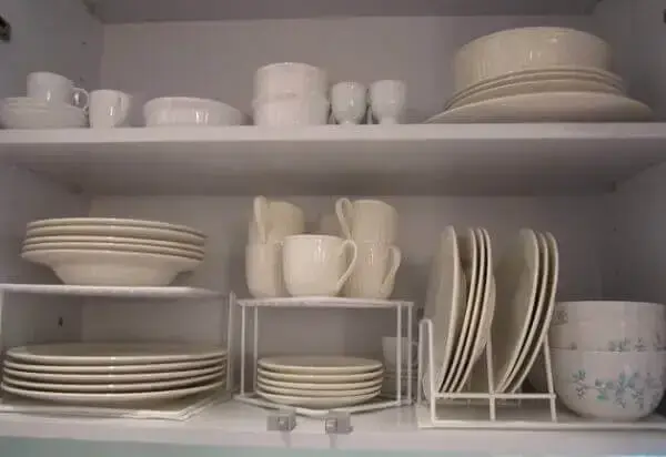 como organizar o armário de jogos