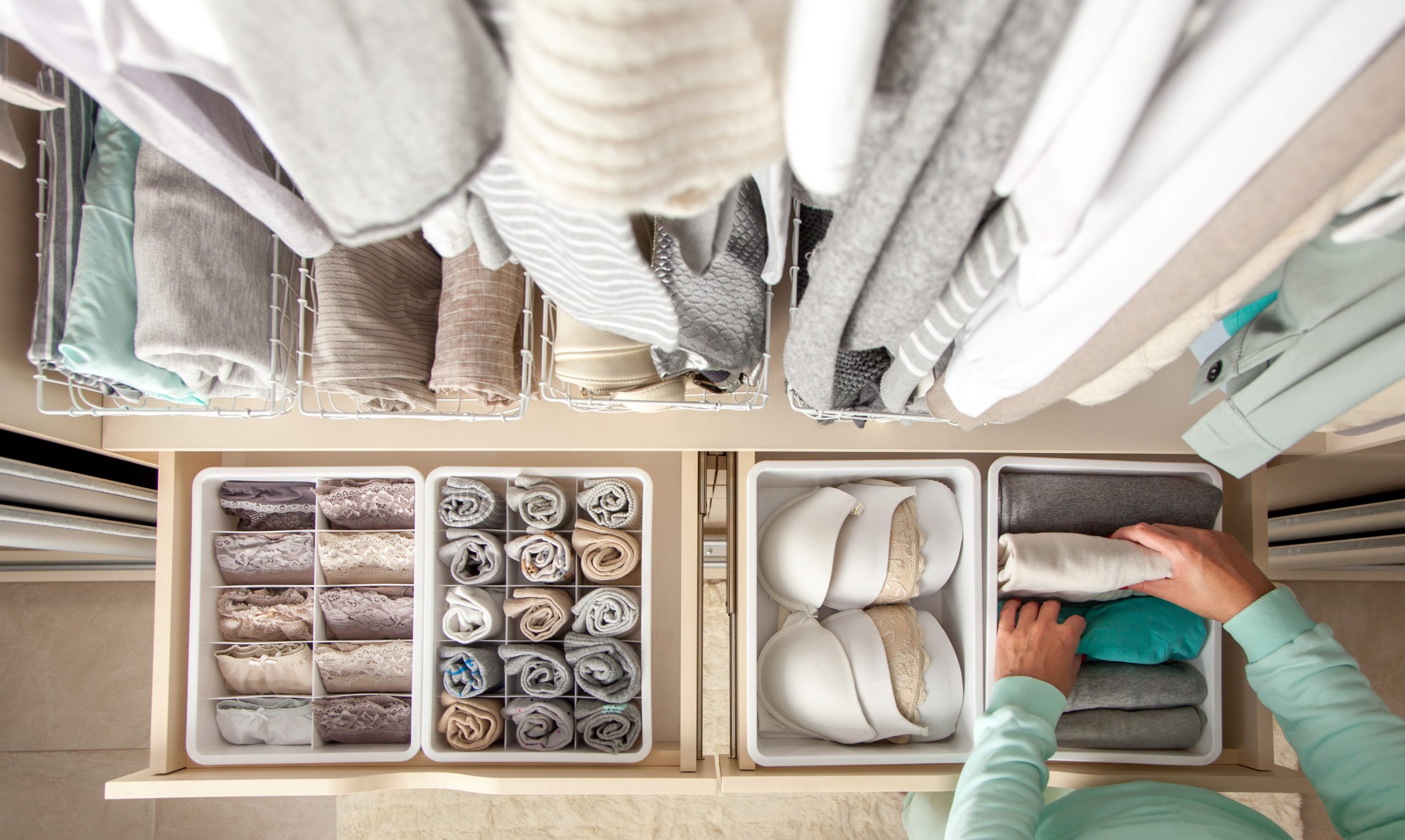 Como dobrar moletons para economizar espaço