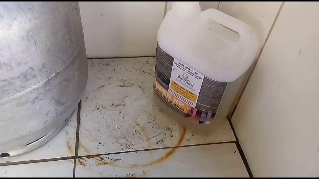 5 Títulos para Posts sobre Remoção de Ferrugem em Pisos:
1. 