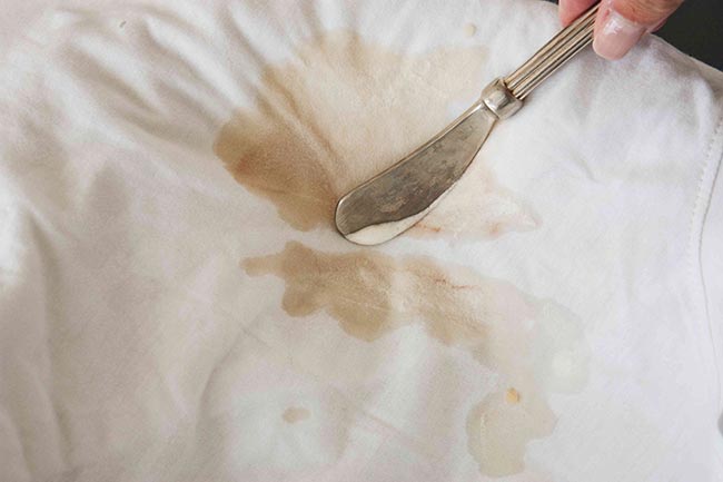 Produtos Essenciais para um Kit de Primeiros Socorros contra Manchas