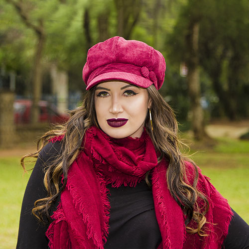 Penteados Perfeitos para Usar com Boina: Dicas e Inspirações