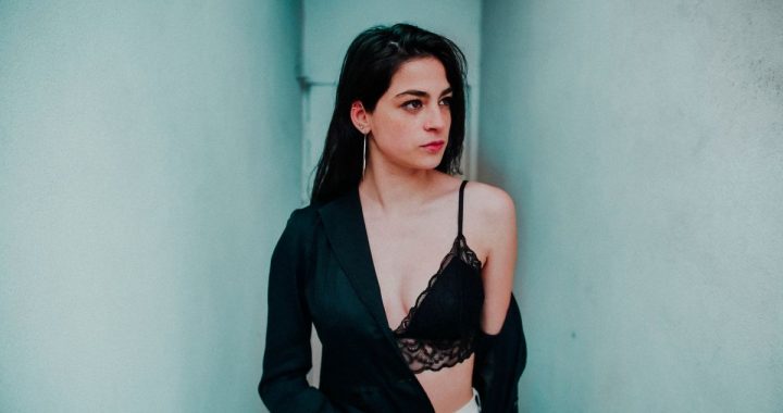 Corset: Do visual vitoriano ao urbano moderno