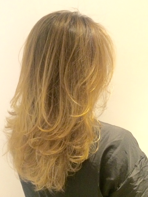 Mitos e verdades sobre cortes repicados para cabelos ralos