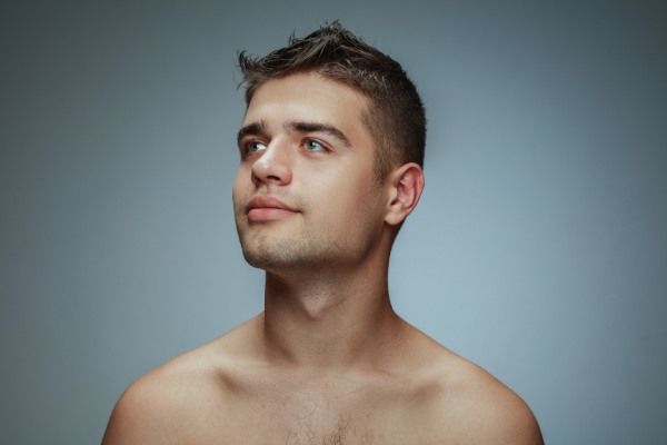cortes de cabelo para homens rosto quadrado