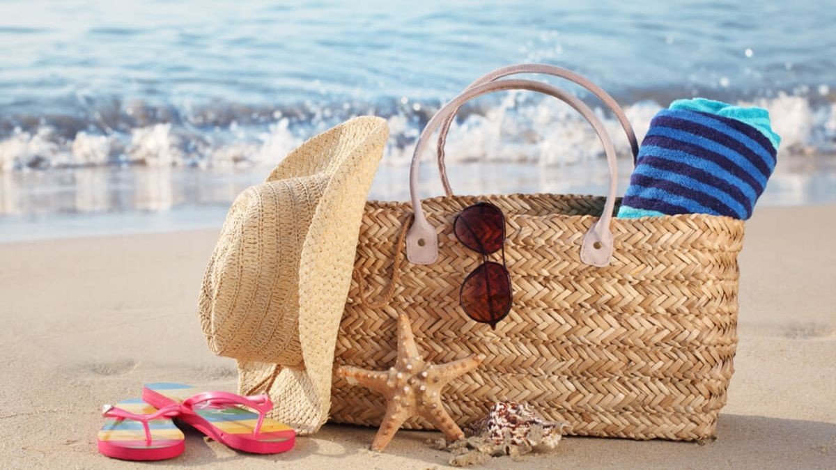 como proteger celular na praia