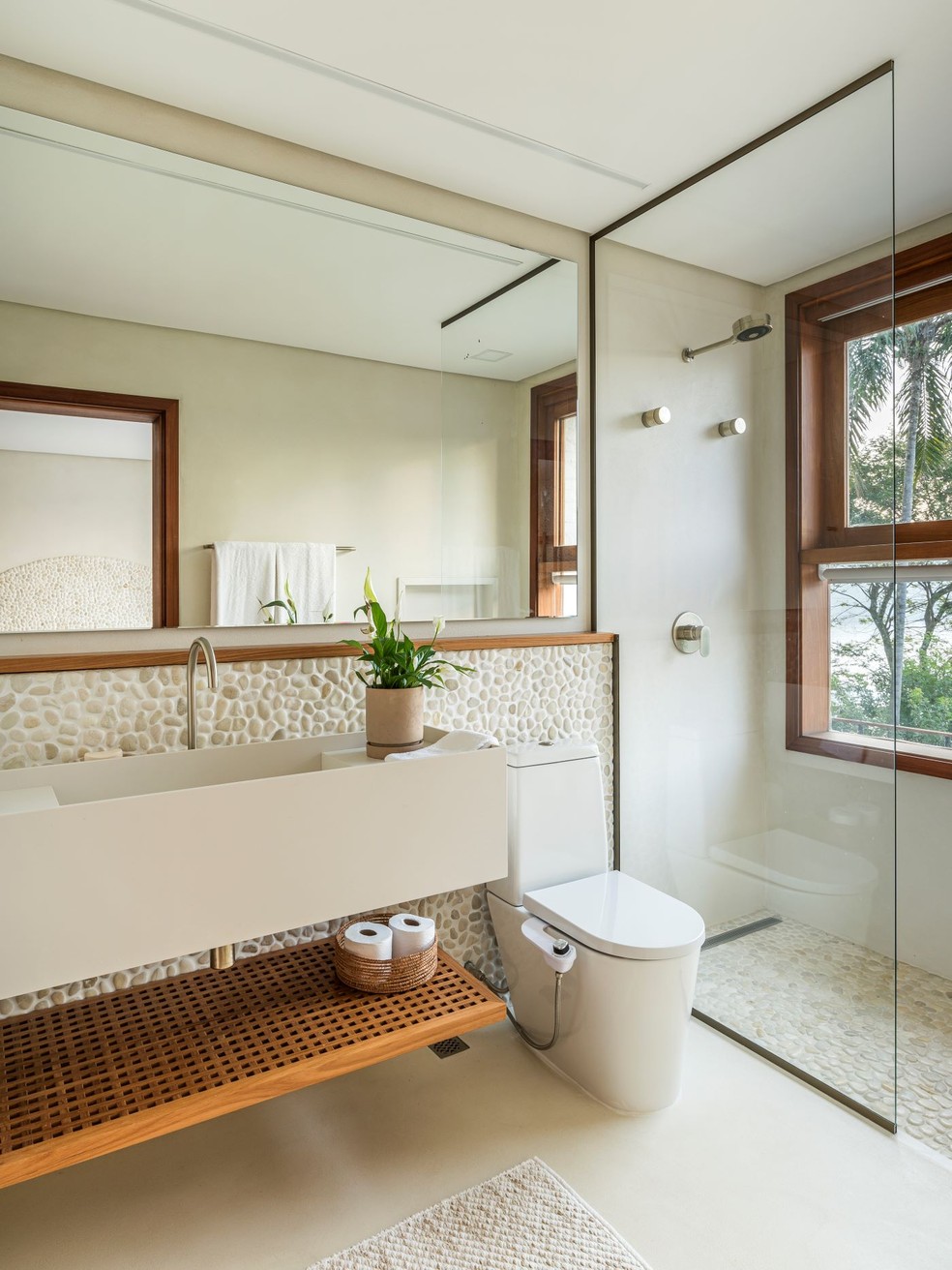 decoração de banheiro com seixos