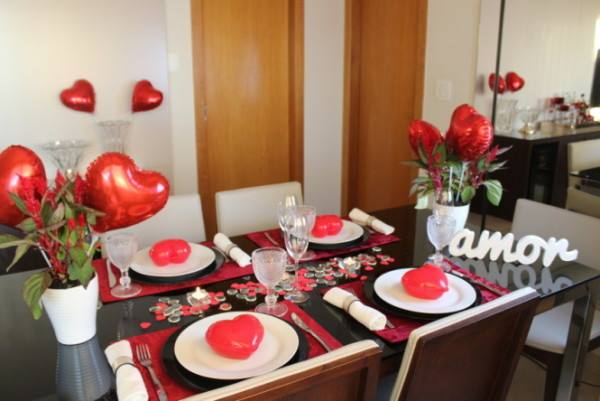 quanto custa decorar mesa jantar romântico