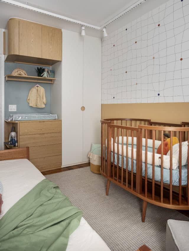 Escandinavo e Montessoriano
4. A Importância da Paleta de Cores no Quarto do Bebê
5. Elementos Essenciais para um Quarto de Bebê Aconchegante e Funcional